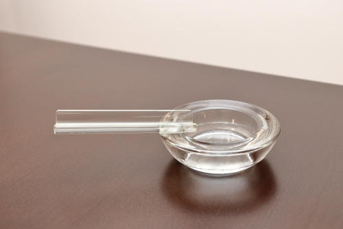 Glass cigar ashtray